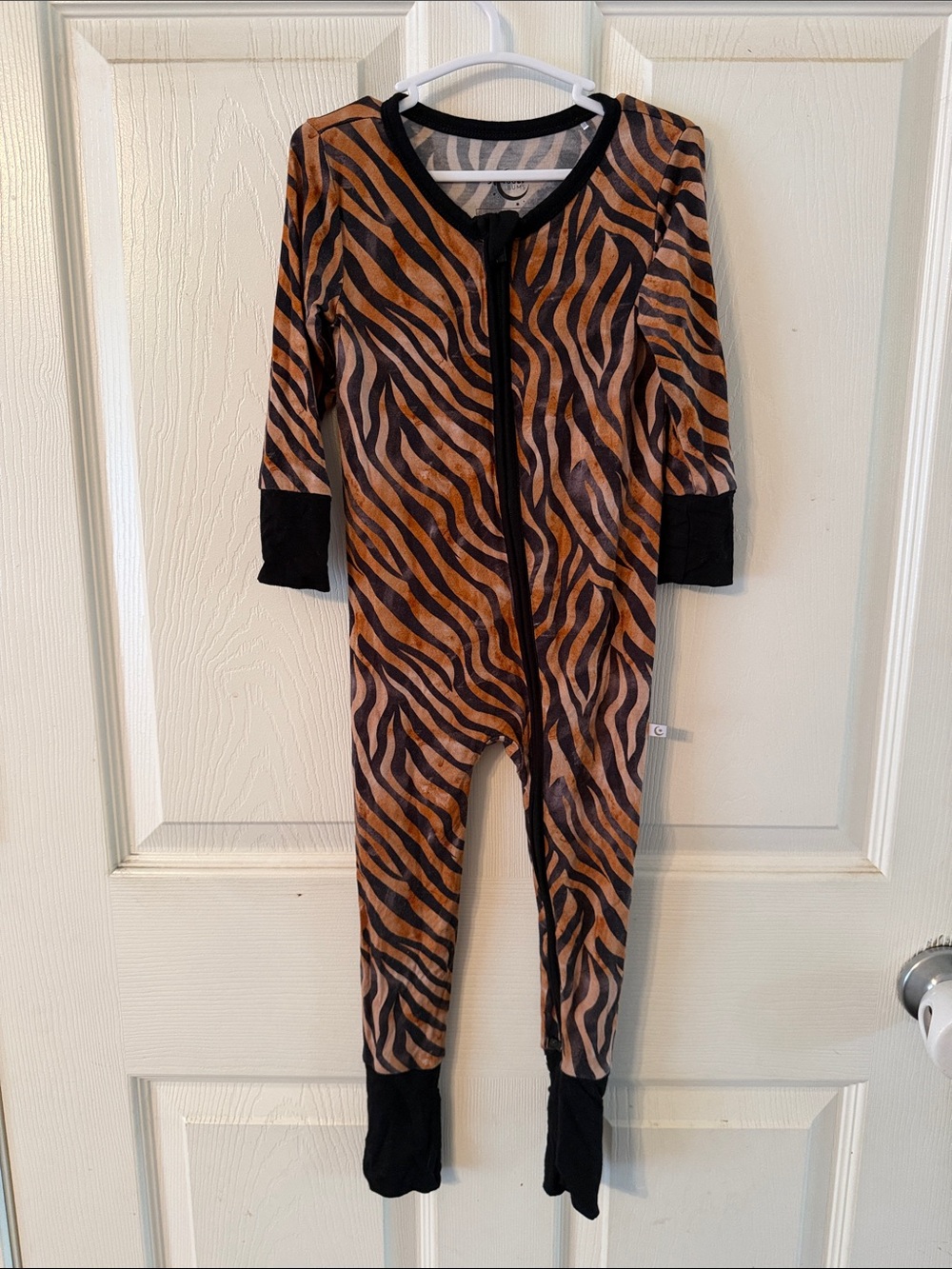 Snuggle Bums Bamboo 2T Tiger Zippy